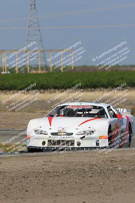 media/Apr-30-2022-CalClub SCCA (Sat) [[98b58ad398]]/Group 4/Race (Outside Grapevine)/